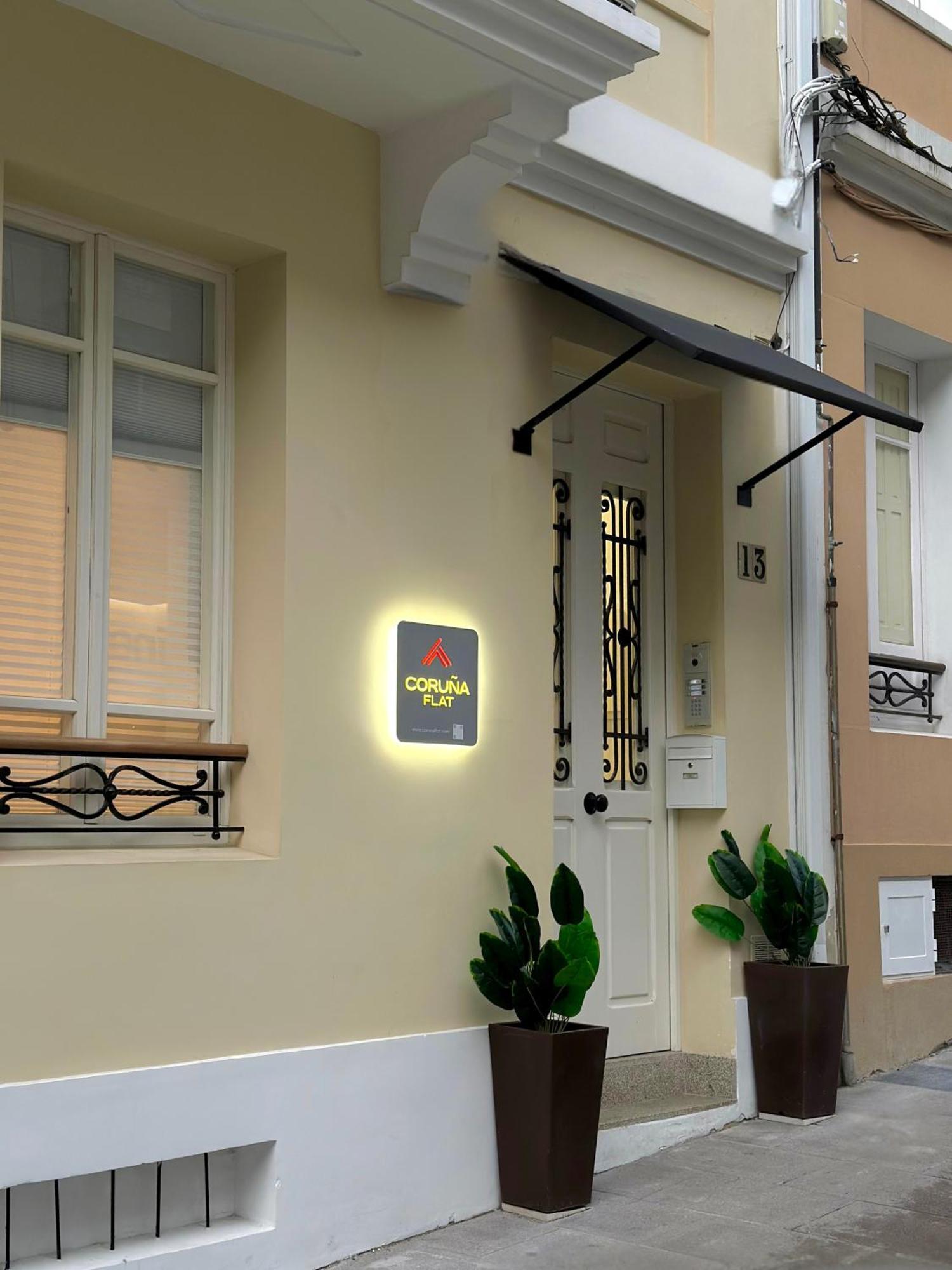 Corunaflat Apartamentos Con Encanto En El Centro De La Coruña Esterno foto